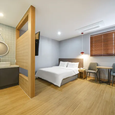 Changwon Uichang Brown Dot Changwon Buk-Myeon Branch