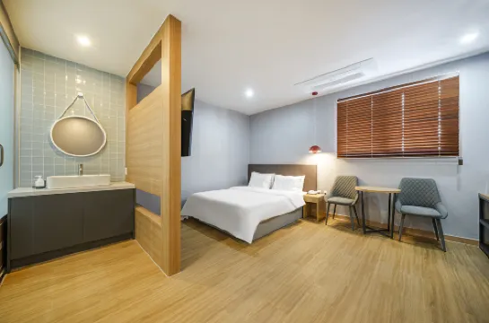 Changwon Uichang Brown Dot Changwon Buk-Myeon Branch