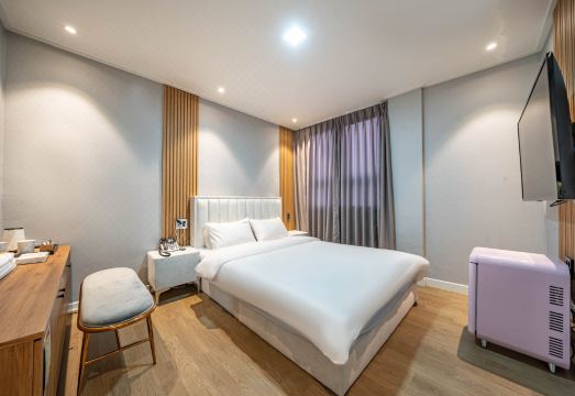 쉬자 호텔 스타일러 룸