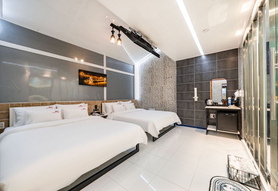 3. 호텔먹자닷컴 알..