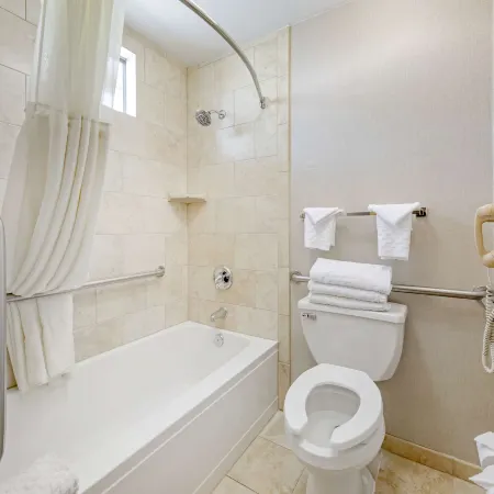 Best Western Plus Stovall's Inn