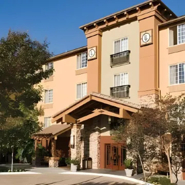 Larkspur Landing Extended Stay Suites Bellevue