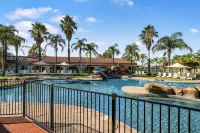 Quality Resort Siesta - Pools