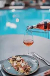 Bamboo Suites Hotel - Aamiainen