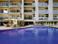 Manhattan Plaza - piscina