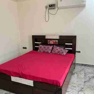The Dreamland Resort by Grb Rooms