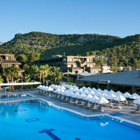 Sailor's Beach Club