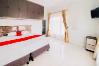 RedDoorz Syariah at GCL Bukittinggi Các khách sạn ở Manggis Ganting