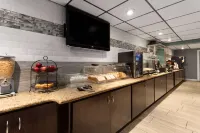 La Quinta Inn by Wyndham Cocoa Beach-Port Canaveral - breakfast