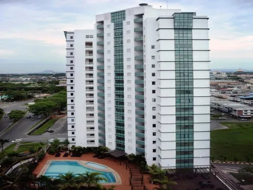 Hock Lee Hotel & Residences