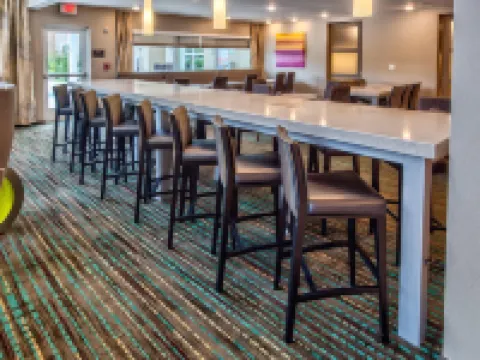 เรสซิเดนซ์อินน์ ฟอร์ตลอเดอร์เดล ปอมปาโนบีช เซ็นทรัล โรงแรมในปอมปาโนบีช