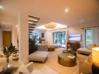 Le Mas Fanny Intimate version