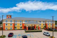 Best Western Plus Magee Inn and Suites Отели в г. Меджи