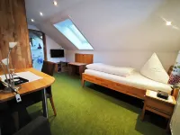 Café-Pension Feldbergblick Hotels near Zirkusplatz Titisee-Neustadt
