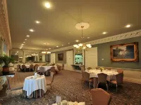 Monmouth Historic Inn - breakfast