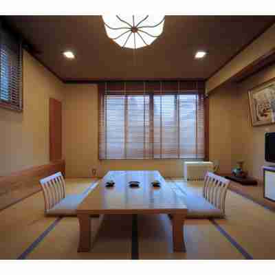 源泉かけ流しと手づくり料理を楽しむ湯宿 湯田川温泉九兵衛旅館 Rooms