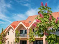 Kistücsök Food & Room Hoteles en Balatonlelle