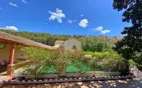 Mandarina Room with Incredible View Hotels near Loterias y Apuestas del Estado. La Sort. Adm. no.5
