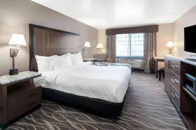 La Quinta Inn & Suites by Wyndham Belgrade - Bozeman Airport Hotels in 