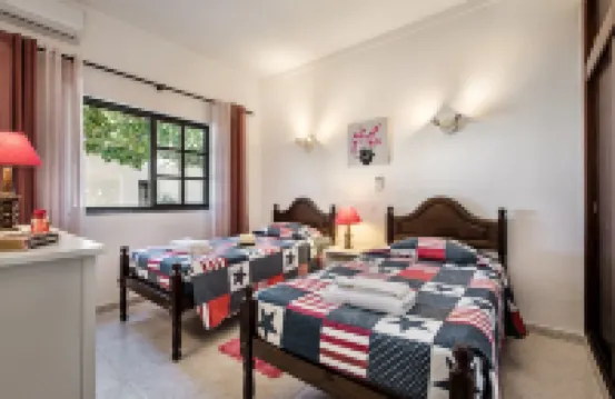 Villa V3 with Private Pool and Air Conditioning and Free Wifi Internet
