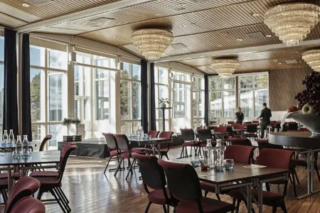 Stenungsbaden Yacht Club Отели в г. Шерхамн