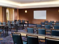 Courtyard Atlanta Alpharetta Hotels in Fulton County
