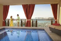 Arjaan by Rotana Dubai Media City - Private Pools