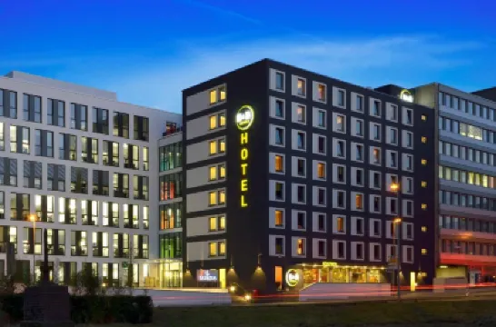 B&B HOTEL Düsseldorf-City Hotels near Flingern-Sued