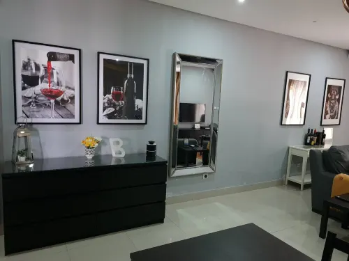 Apartment P - 3 Bedrooms - Homestays