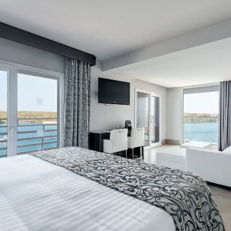 Barceló Hamilton Menorca - Adults Only