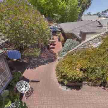 3795 the Artist's Way Apts Hotel Exterior