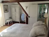 Wonderful old farmhouse 5 minutes from the medieval village of Seillans.