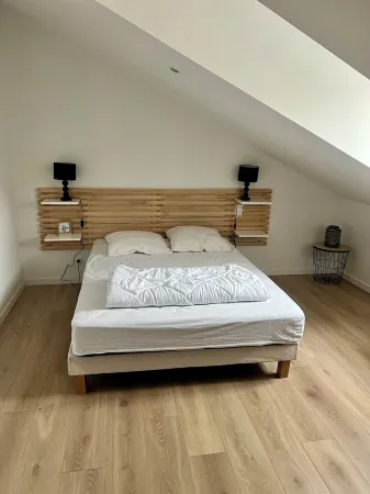 Maison de Ville à 100m de la Plage Отели рядом с достопримечательностью «Fort Vauban»