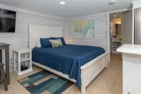Bev's Beachfront Bungalow