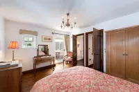 Long Roods Cottage, Monsal Head, near Bakewell