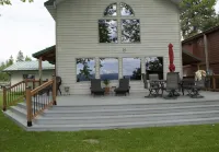 Lakefront home with Dock and lagoon access in Bigfork