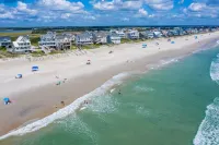 Oceanfront 5-Bdrm Elevator Pool/Tennis  Volleyball/Putt-Putt  Dog Welcome!