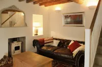 Romantic & Secluded Cottage. Beautiful Walks & Fantastic Pub