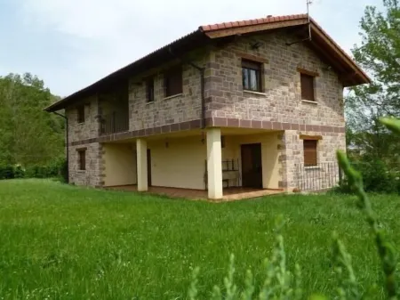 Self catering Llosa for 10 people
