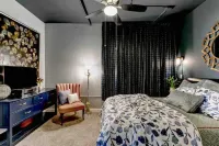 Carousel 2 - a proven location with a proven Host Hotels in Englewood