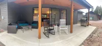 Spacious Seeley Lake Luxury Home 4-Bdr, 4 Bath.  Snowmobiler/Adventurer Paradise - Homestays