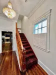 Downtown Macon Cottage Walking Distance to Dining & Music Venues. 2 King Beds.