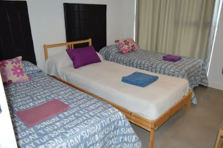 - La Casita Morada - RTA: VFT / JA / 00249