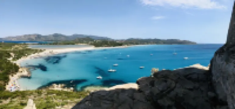 Campulongu, villa with panoramic swimming pool 350 meters from the sea