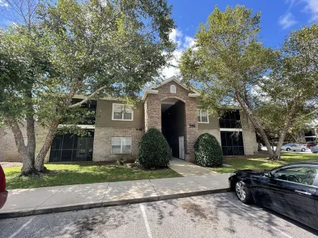 Park Ave Condo close to OWA and Alabama Beaches