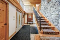 Perfect Mountain Retreat; Minutes from All the Laurel Highlands Has to Offer!