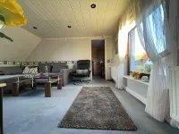 Cozy vacation apartment close to the Schaufenster Fischereihafen Hotels in Bremerhaven