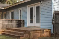 Cozy & Private home w/ in-ground pool