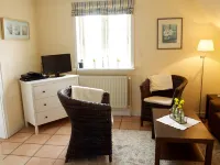 cozy u. family-friendly apartment in the artists' village of Oldsum Oldsum 호텔