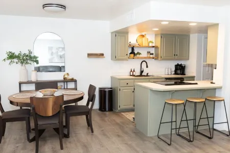 Lake Havasu: Project Relax - Recently Renovated! Pool & Spa - Amazing Location